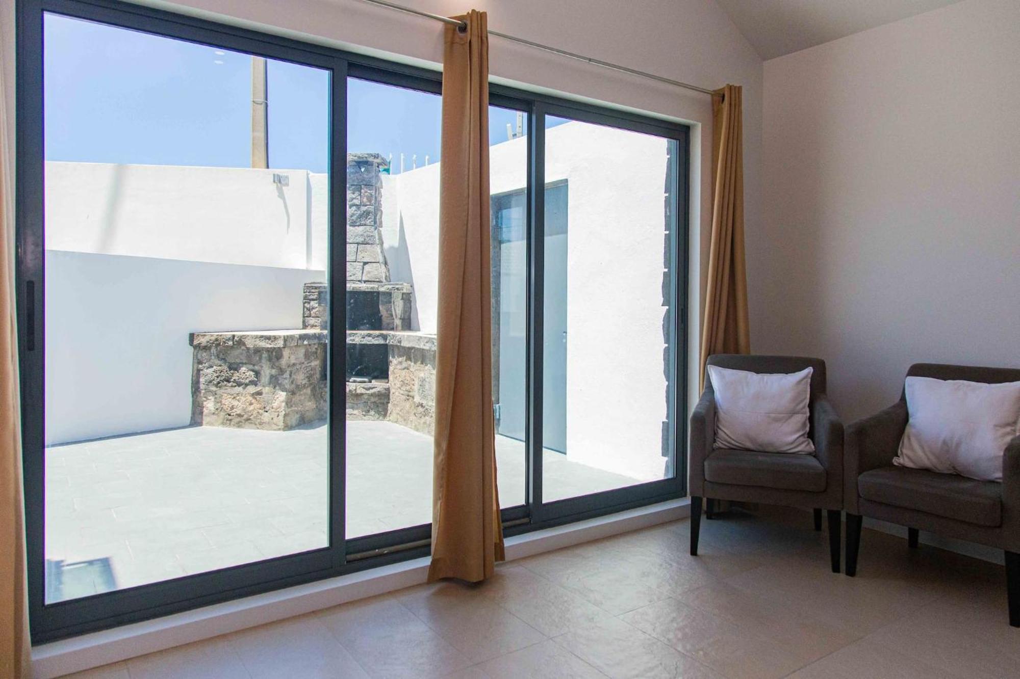 Mosteiros Beach House Eksteriør billede