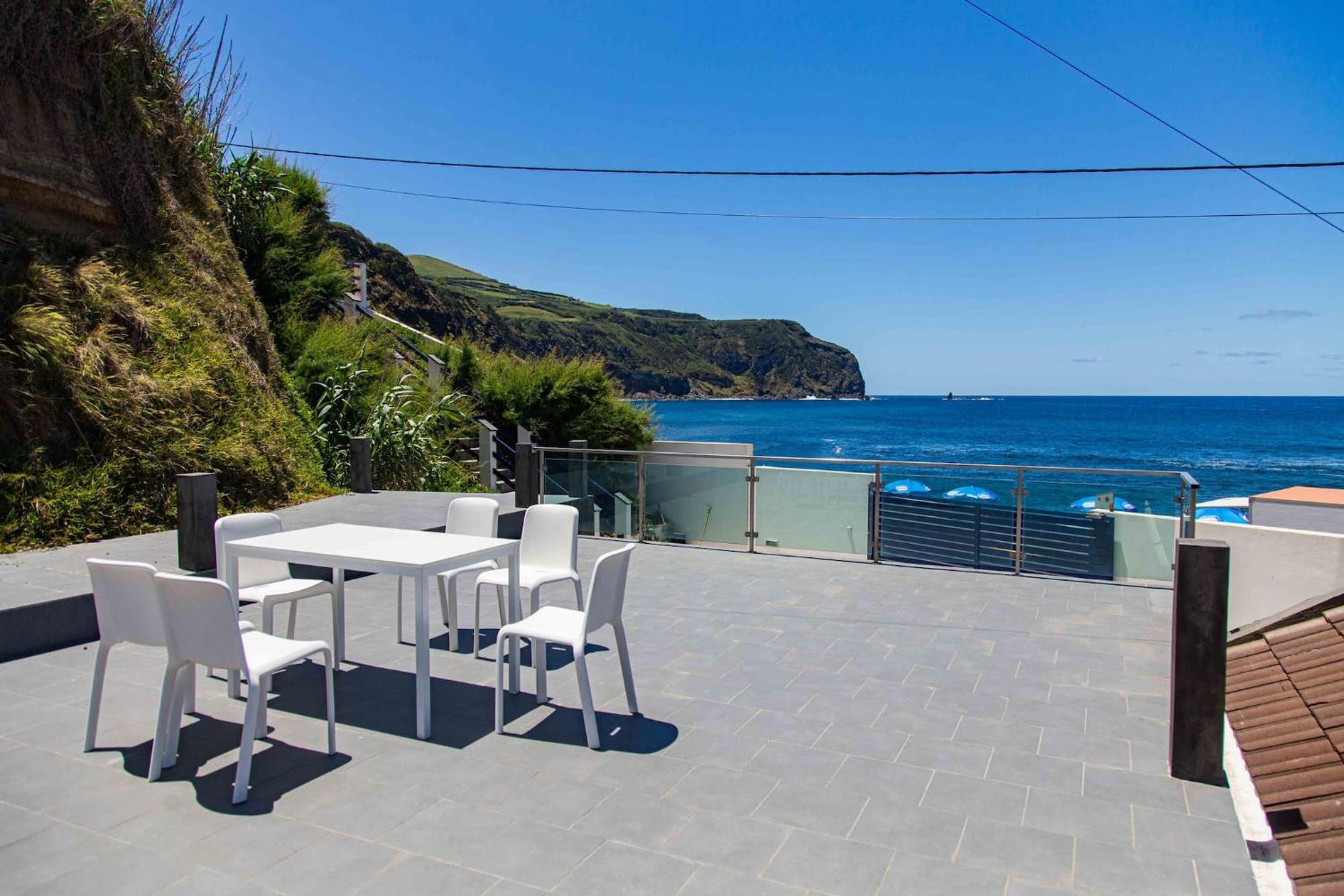 Mosteiros Beach House Eksteriør billede